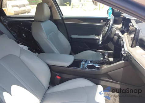 2022 Kia K5 Ex z USA, uszkodzony, nr VIN 5XXG34J26NG104432